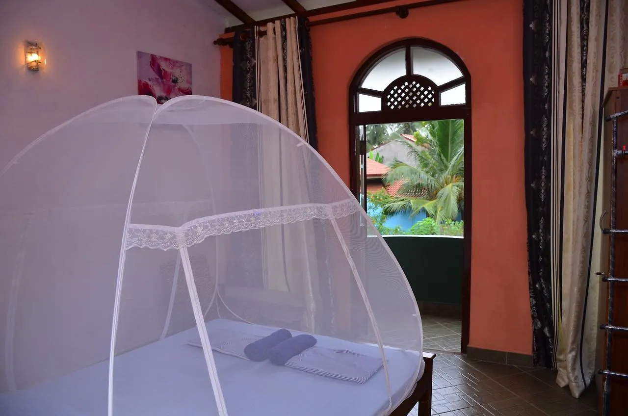 Lilly Palace Villa Guest House Negombo