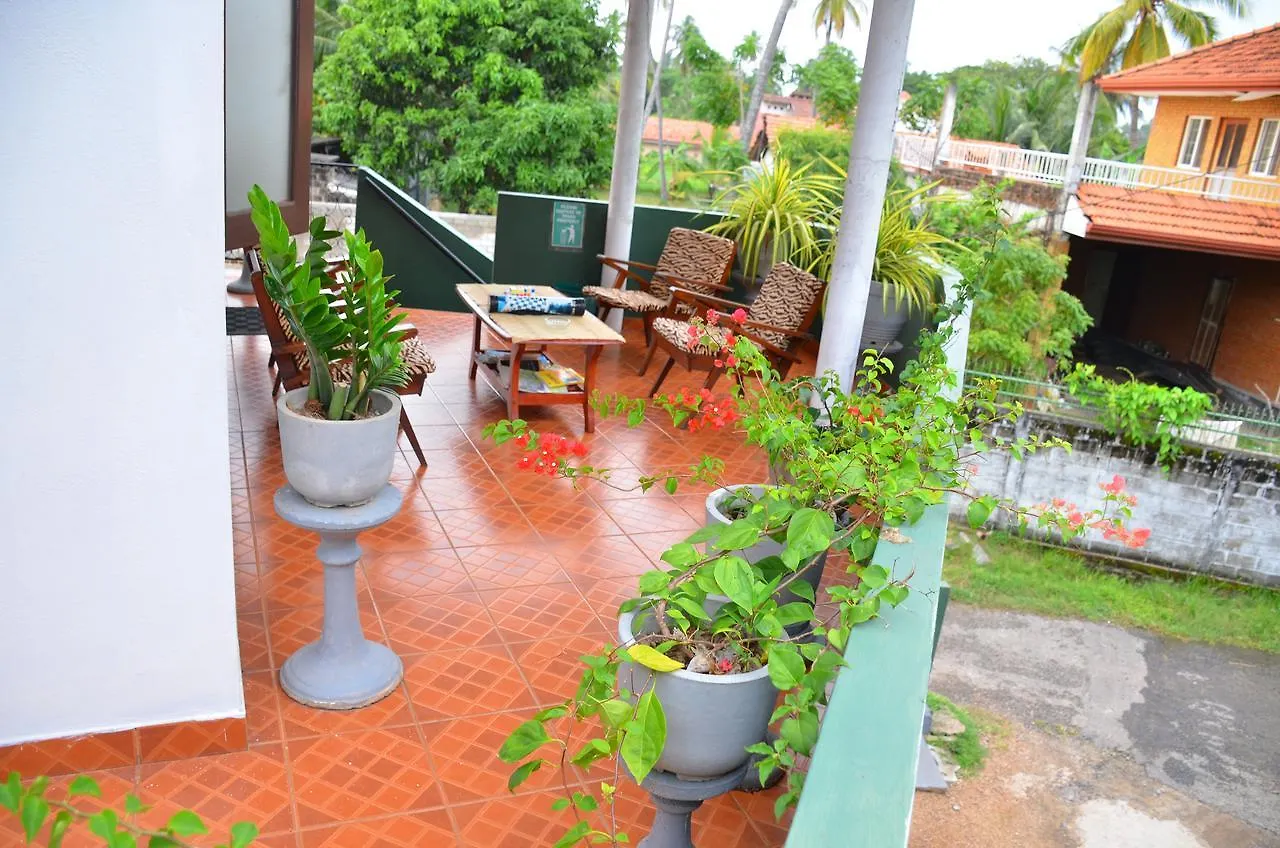 Lilly Palace Villa Guest House Negombo 0*,
